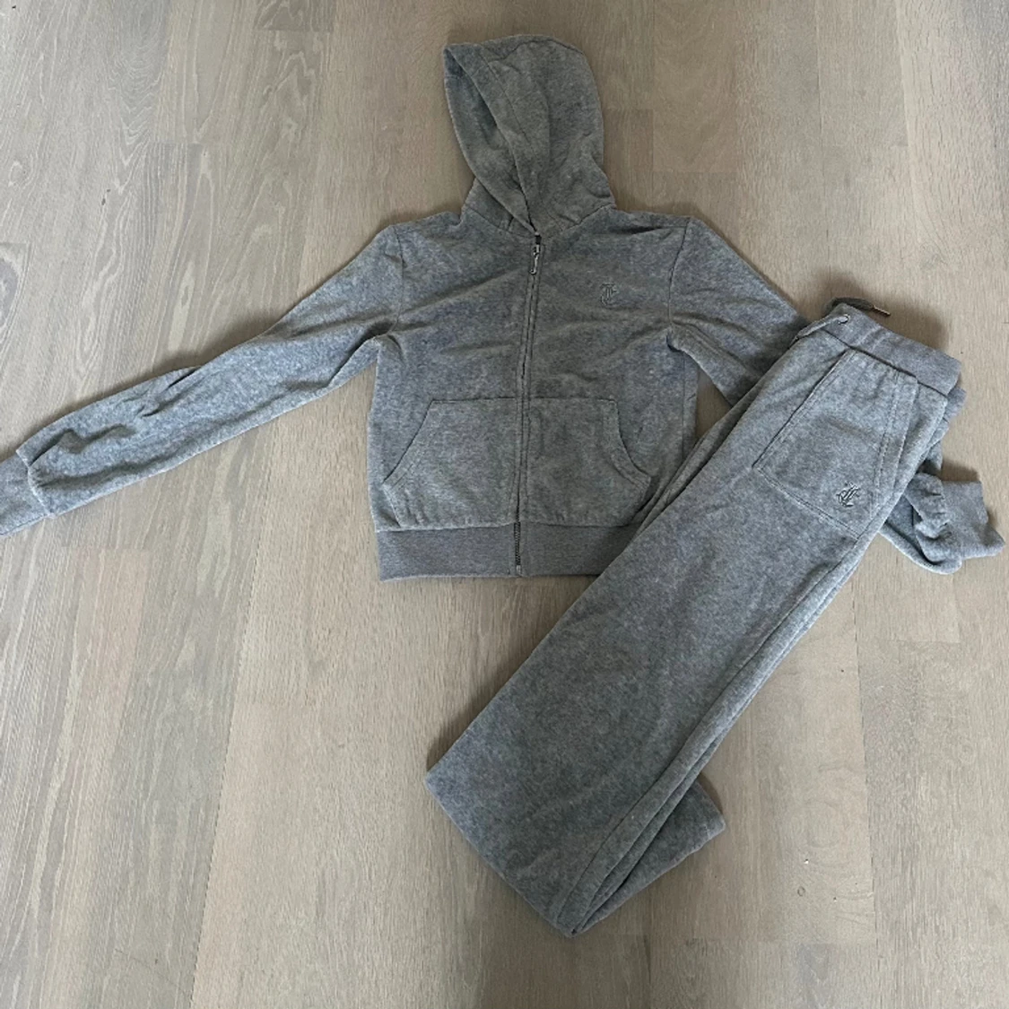 💕Juicy Couture komplett mjukisdräss 💕