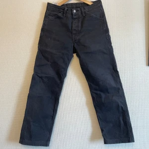 Levi’s Carpenter Jeans - Worn, slightly distressed and faded. Rigid fabric. Size 30/32 tts.