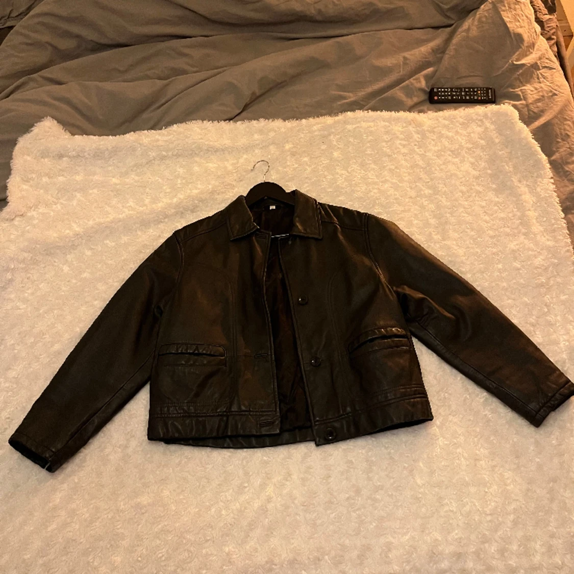 Skinnjacka i äkta läder  - 90