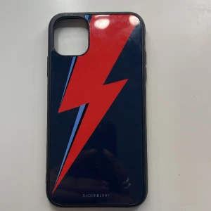 Telefon skal - Ett helt nytt moblilskal från bjornberry. Inga skador eller defekter💕passar iPhone 11