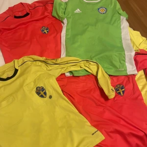 5st domartröjor bra kvalite - Storlek S, officiella domartröjor 