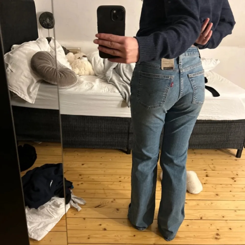 Helt nya (förstora på mig). Jeans & Byxor.