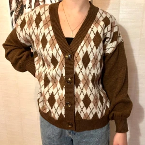 Brun kofta - Supersöt brun kofta, strl xs-m❤️