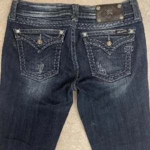 Miss me jeans - Jag säljer mina miss me jeans för jag använder dom aldrig.