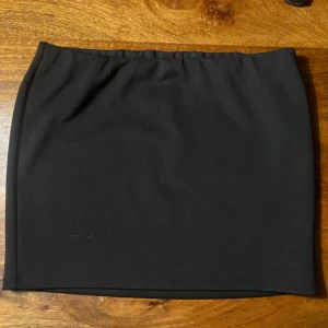 NLY ONE kjol - NLY ONE kjol i storlek S, bra skick.