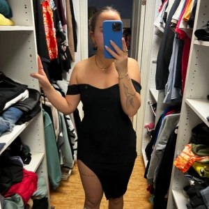 DRÖMklänning  - superfin klänning! Aldrig använd. 