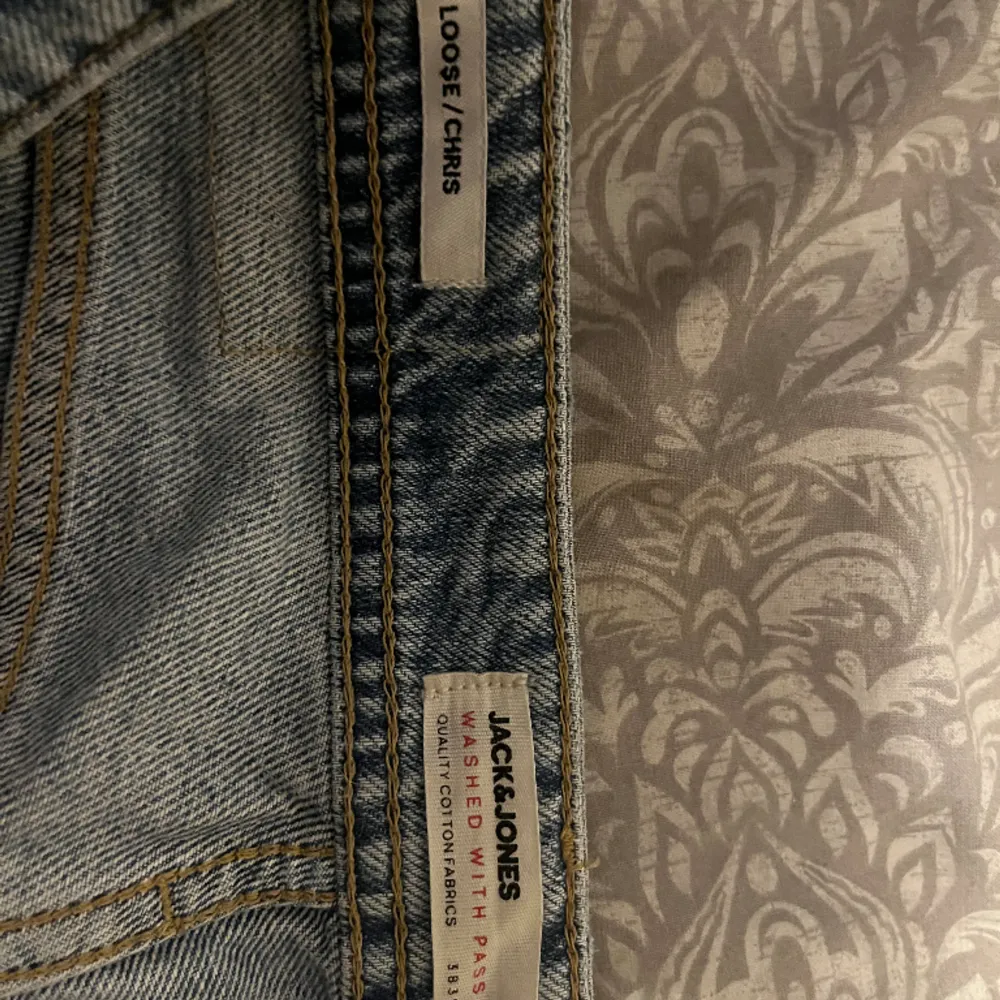 jack and jones jeans, storlek 29/32, hör av er vid frågor. Jeans & Byxor.