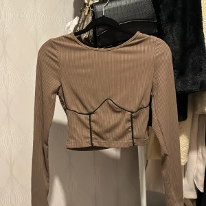 Topp  - Använd knappt 