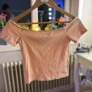 Topp - En fin topp, som har kommit användning till få tals gånger.