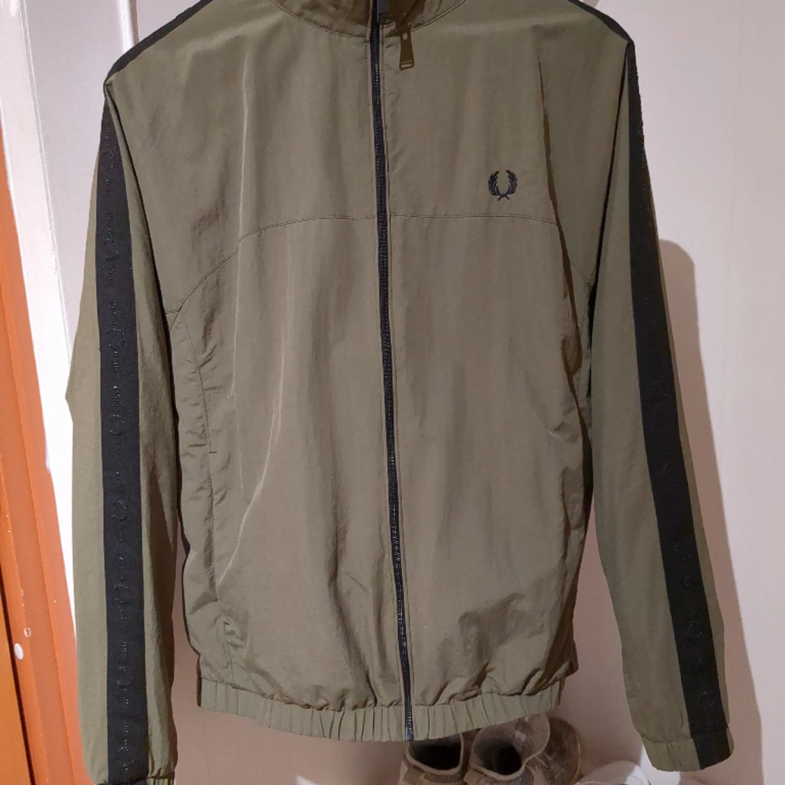 Helt oanvänd Fred Perry jacka