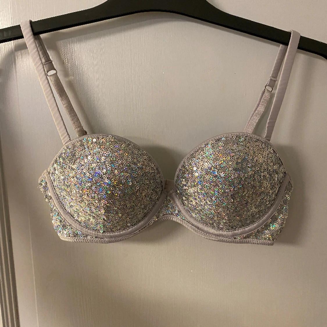 Glittrig BH