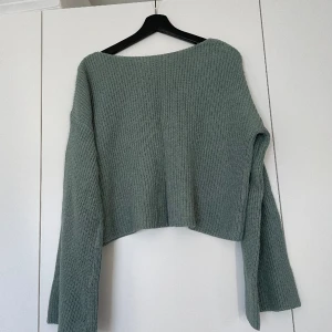 Tröja Nakd - Stickad tröja, använd i fint skick 