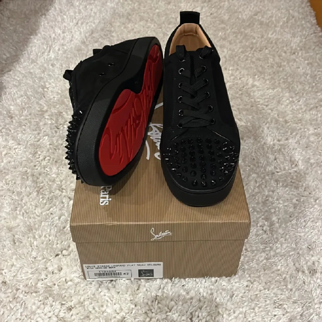 Christian Louboutin - 90