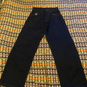 y2k jeans marinblå - oanvända