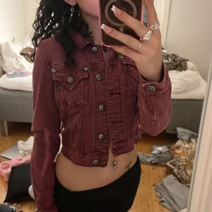 missme jacka - aldrig använd och sällan man ser sånna här till salu💕💕 pris kan diskuteras 