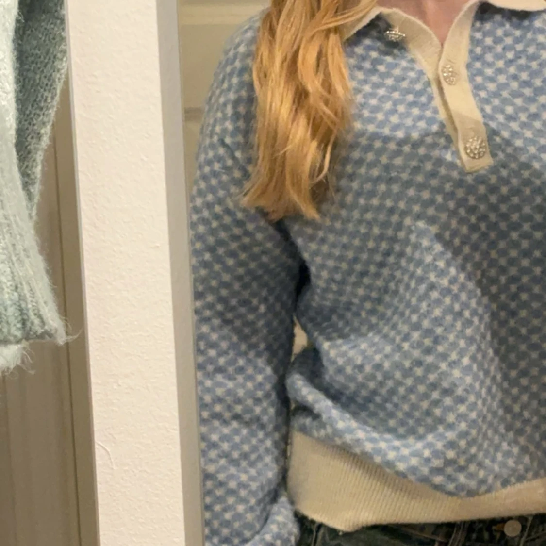 Säljer min stickade tröja i storlek S - 91