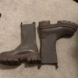 Boots  - H&M boots använda 1 gång