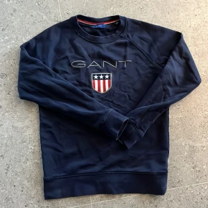 Gant tröja - Säljer min gamla Gant tröja som inte passar längre  146/152 cm 11-12 år