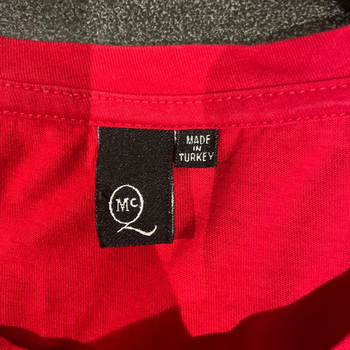 Alexander McQueen  - 90