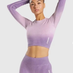 Gymshark tröja  - Säljer min superfina gymshark tröja då den tyvärr blivit för liten för mig💞 den är använd ca 5 gånger och är i nyskick⭐️nypris ligger på 449kr
