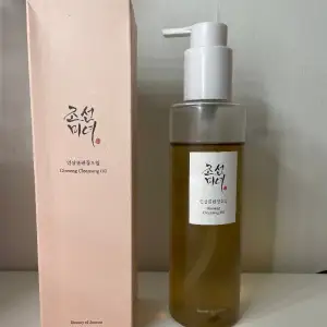 Säljer denna cleansing oil från beauty of Joseon eftersom att den ej funkade för mig, lite mindre än 210 ml