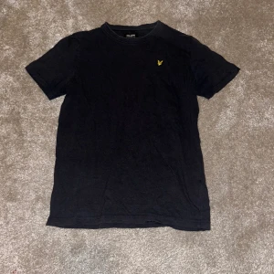 Lyle & Scott t-shirt - Lyle & Scott t-shirt 12/13 år (junior) 