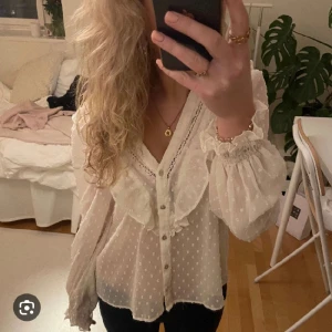 Zara blus - Lånad bild. 