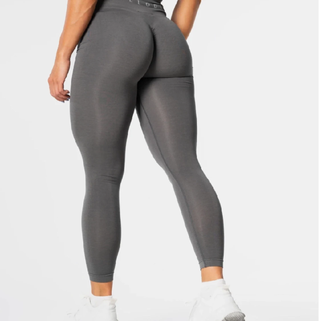 *Nya relode prime scrunch strl XS