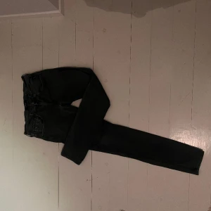 Replay Jeans - Ett par snygga replay jeans i storlek 31! Inga skador finns på byxorna. Pris kan diskuteras och byte!