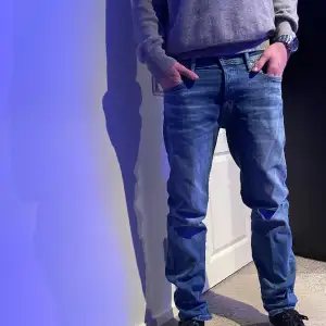 Super snygga ljusblåa jeans! Jätte bra skick