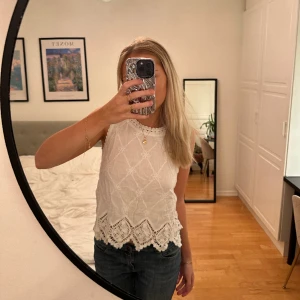 Gullig topp - Gullig topp från Zalando, lapparna är bortklippta så vet inte exakt märke.