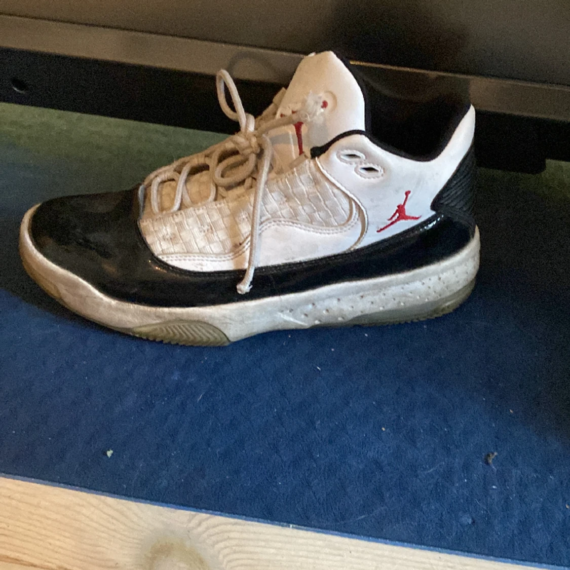 Nike Air Jordan - 90