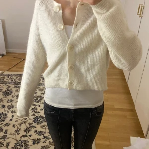 Kofta - Jätte snygg beige kofta från lindex! Skriv för fler bilder!❤️