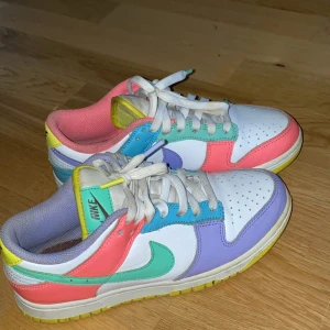 Skor Nike  - Storlek 37,5  Se ut som ny. 