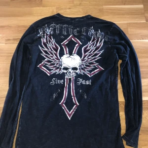 Affliction Longsleeve  - Skiftet affliction longsleeve size xl men tror den sitter som L idk