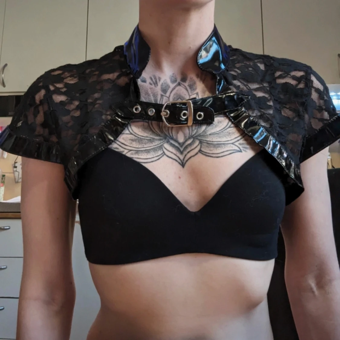 Bolero Burleska Vinyl & Spets