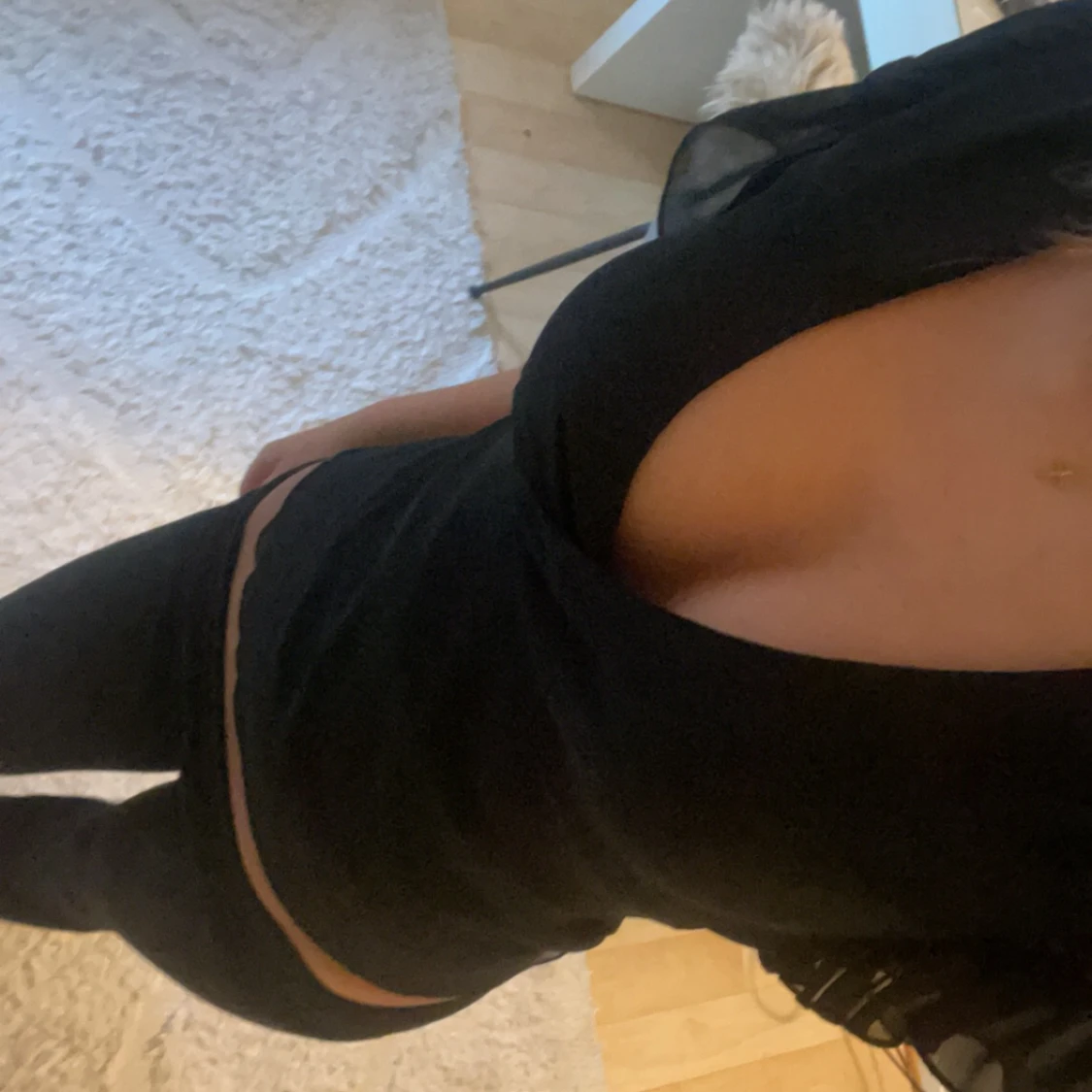 svart kortärmad blus  - 90