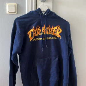 Thrasher hoodie  - Blå thrasher hoodie