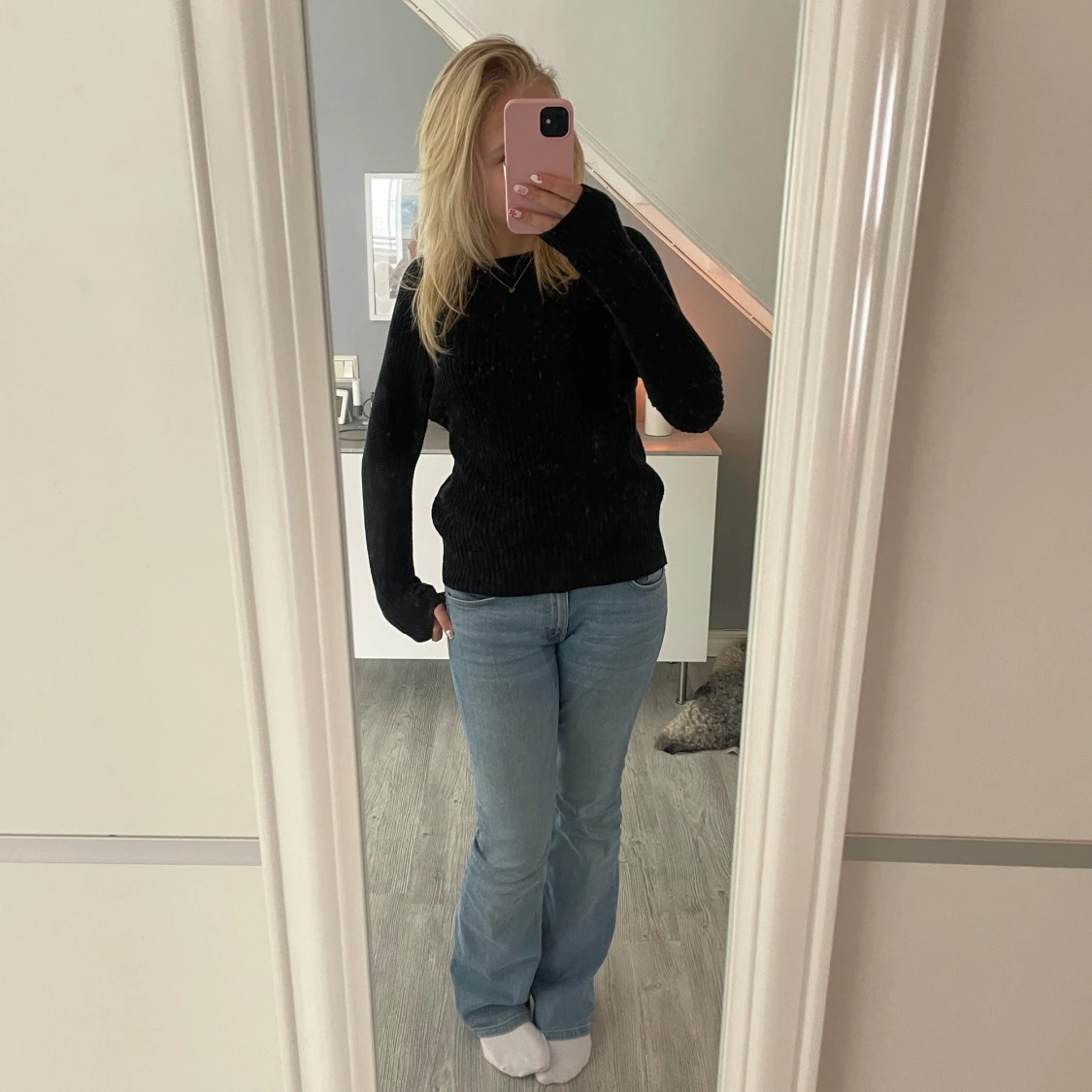 Svart stickad tröja 