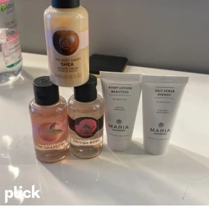 The body shop, face scrub - the body shop = 80kr, 35kr styck. Maria = 100tsm 60kr enskilt