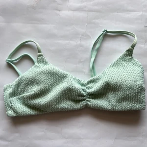 Bikinitopp - I mintgrön! Går att göra bundlepris/mix and match vid köp av fler badkläder på min sida! ❤️