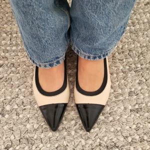 Wonders ballerina strl 40 - I mjuk läder. Nypris 1800 kr  Använda bata en gång, fint skick Levereras i originalförpackningen