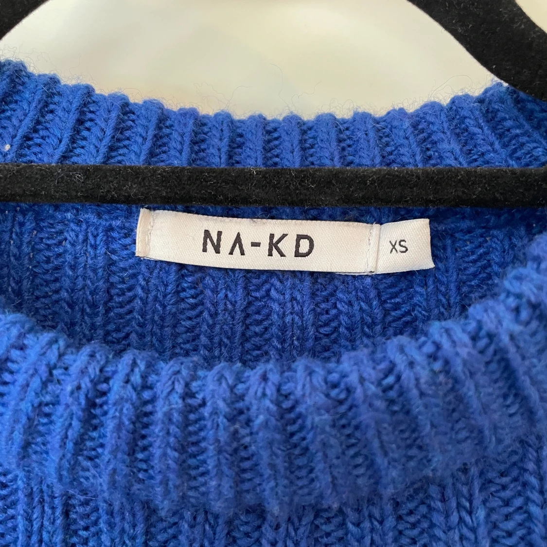 Blå stickad tröja - 91
