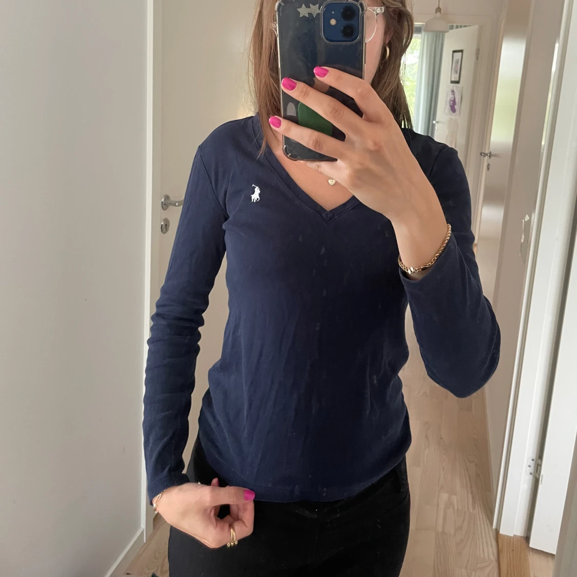 Marinblå långärmad tröja - 91