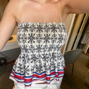 Zara topp - Jätte fin zara topp som ej kommer till användning💕💕