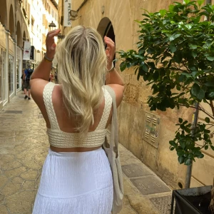 Virkad topp - Jättesöt virkad topp. Stl M, köpt i Palma. 