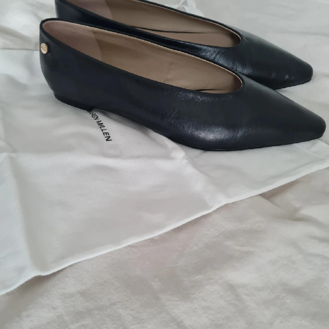 Ballerinaskor i skinn storlek 39