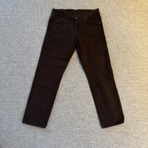 Byxor Gant - Bruna byxor från Gant i mycket bra skick