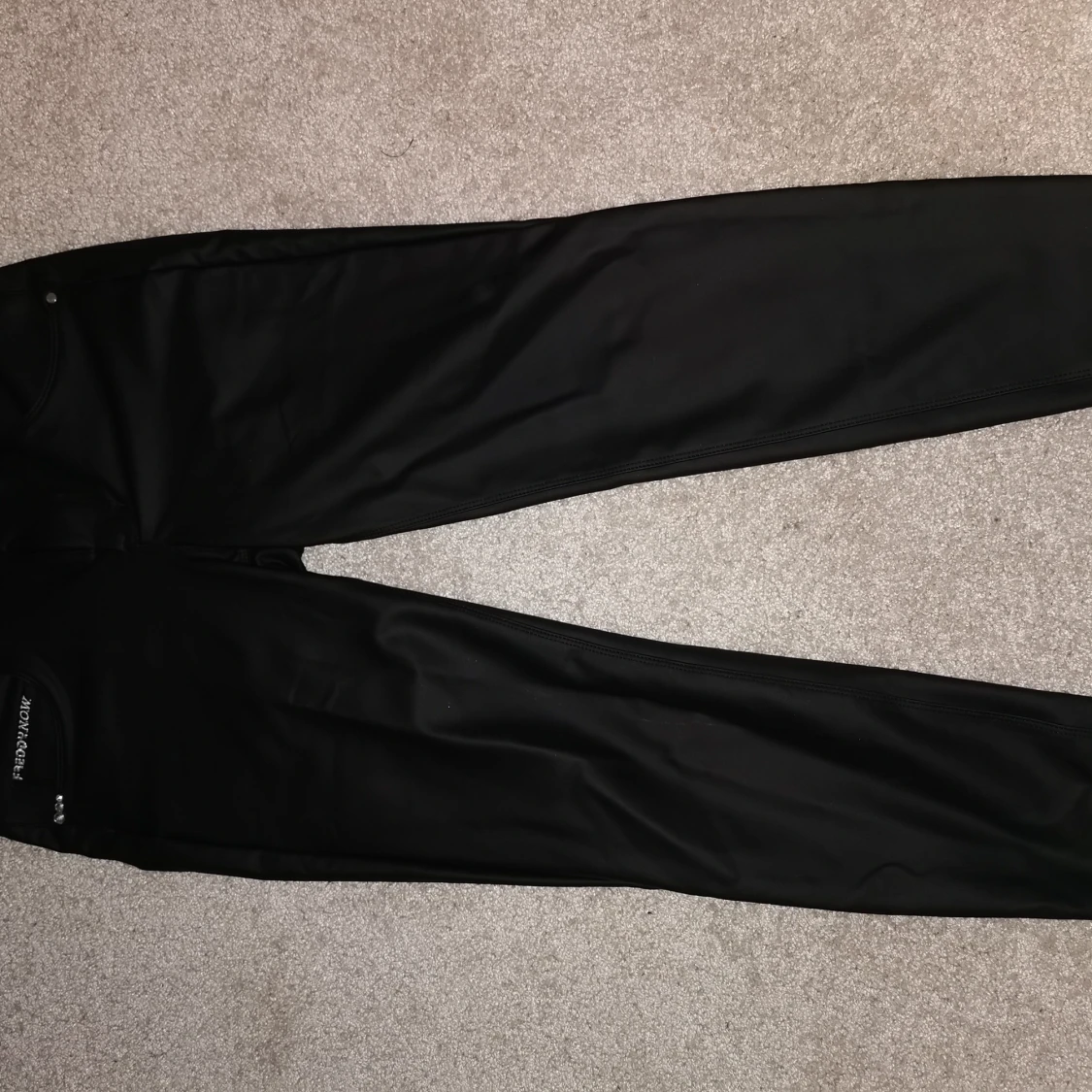 WR.UP® Eco Vegan Leather - 7/8 Regular Waist Super Skinny 