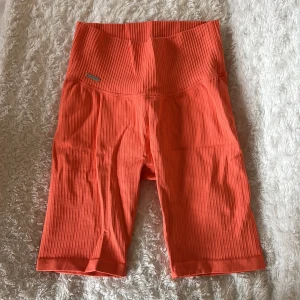 Aimn thights  - Använder inte längre 